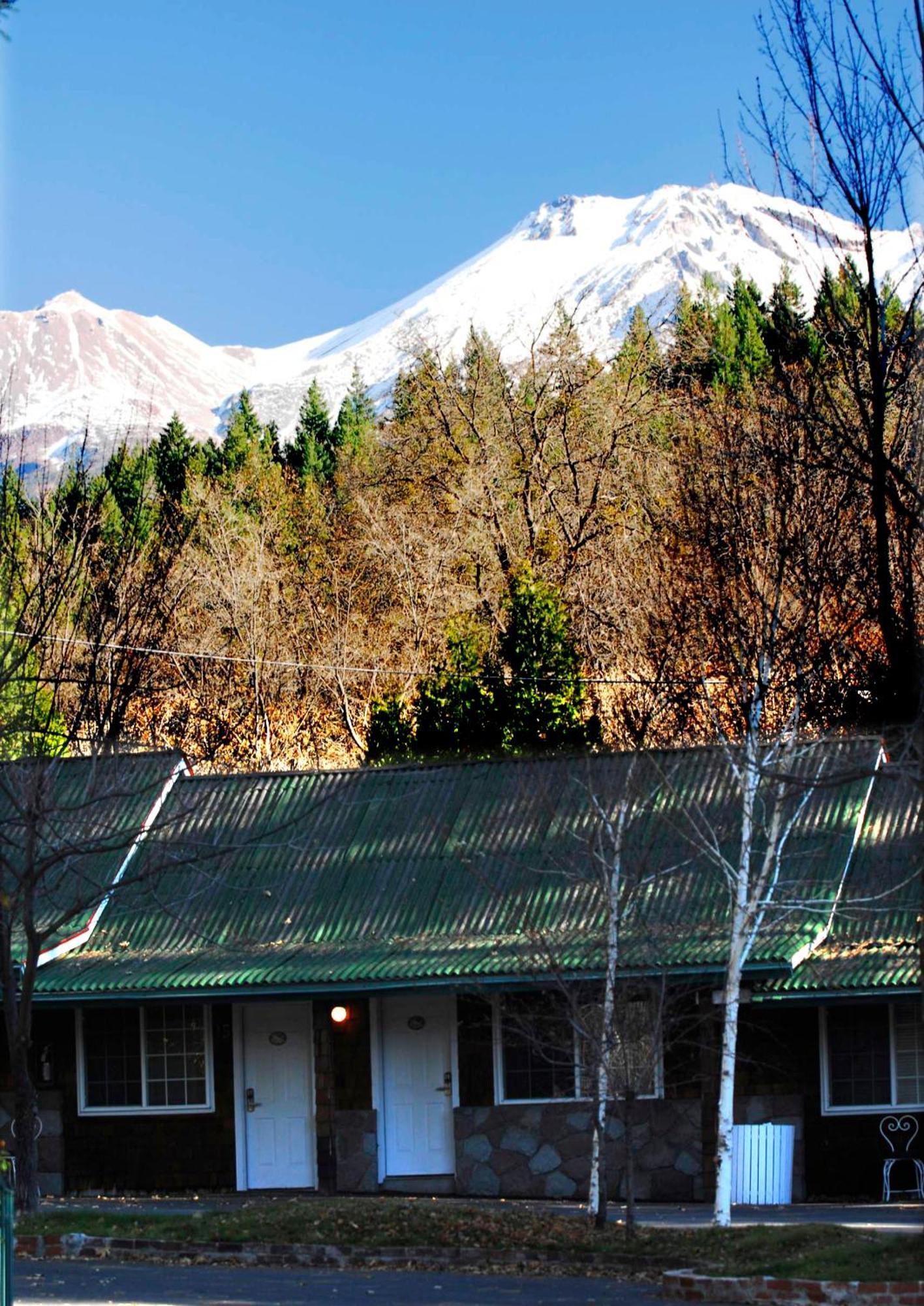 Strawberry Valley Inn Mount Shasta Eksteriør bilde